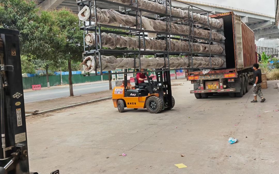 How many SKUs a first artificial tree container should hold, with a slot-by-slot mix framework, per-model depth rules and a tier and timeline table.