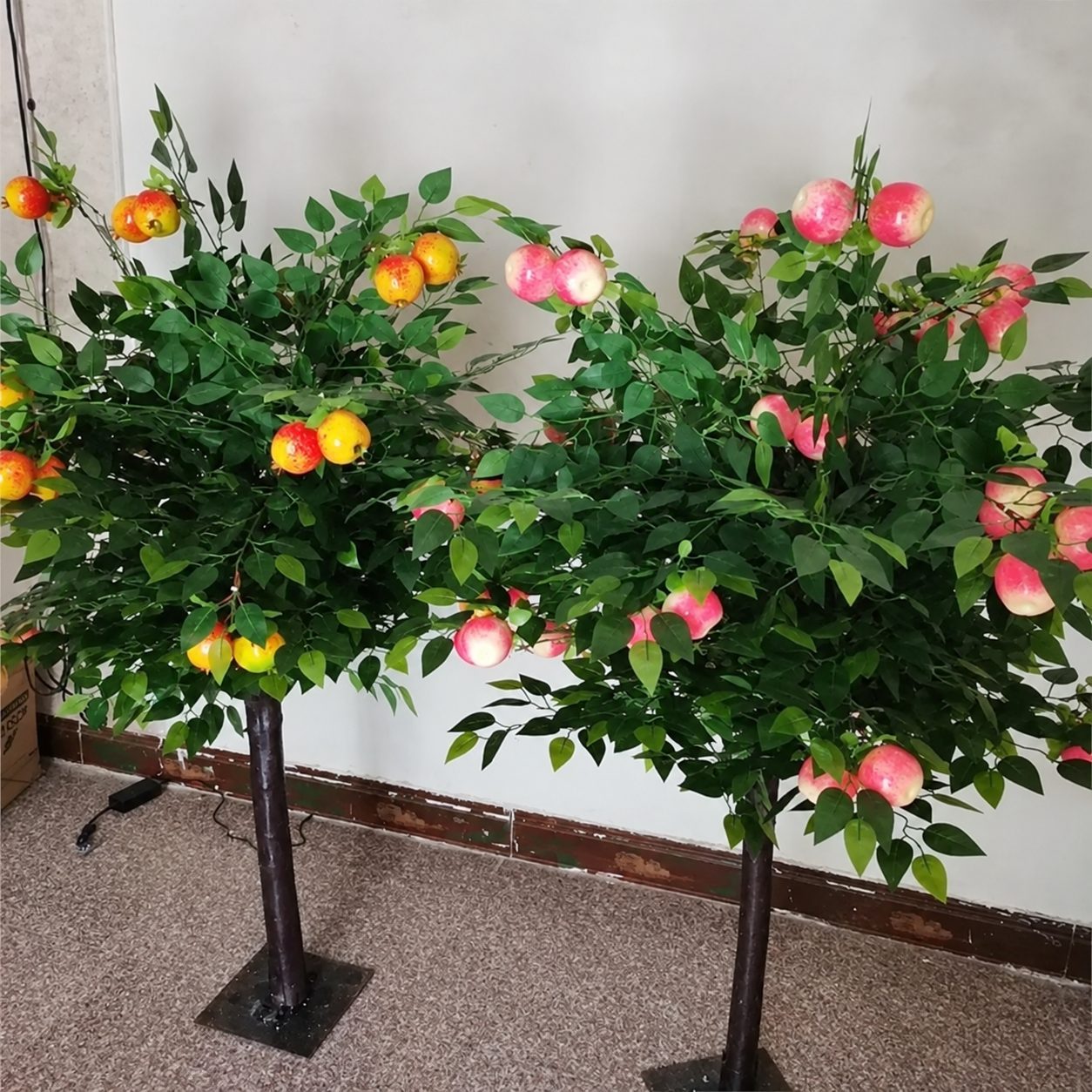 Artificial multi-fruit display trees with mixed fruit on each crown