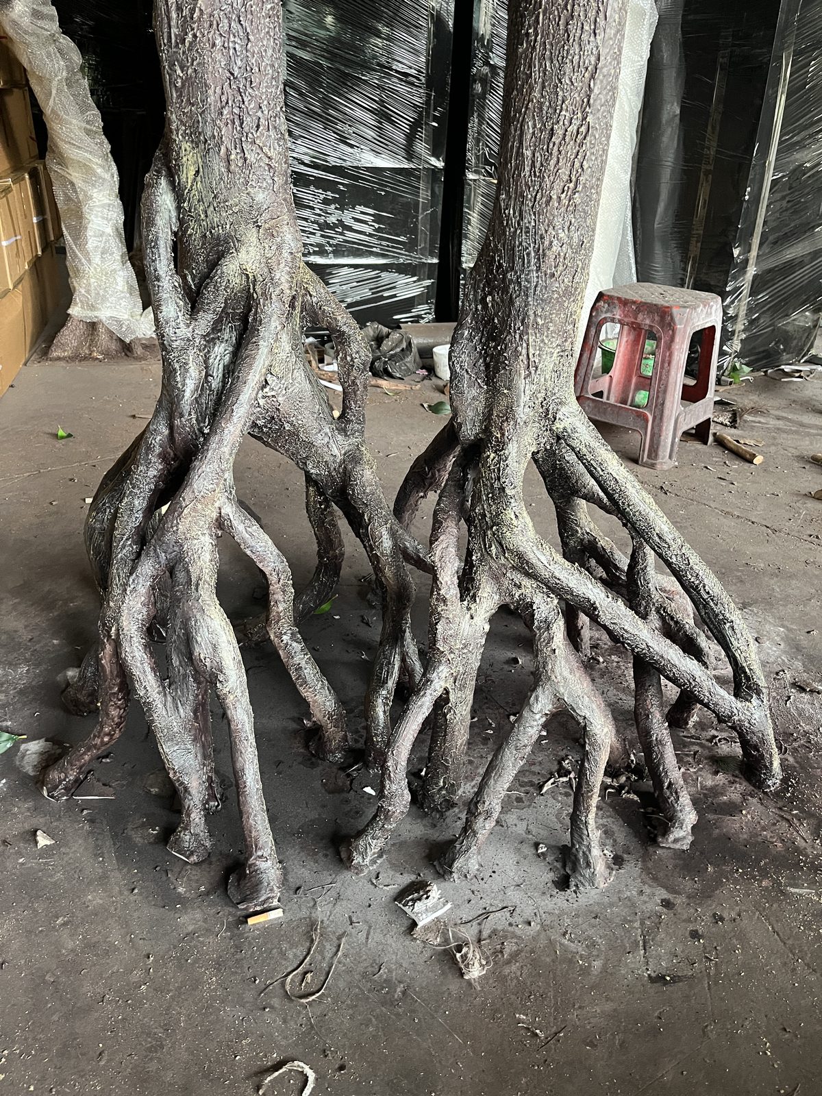 安装前成捆的气生根 — 榕树:车间与项目现场实拍